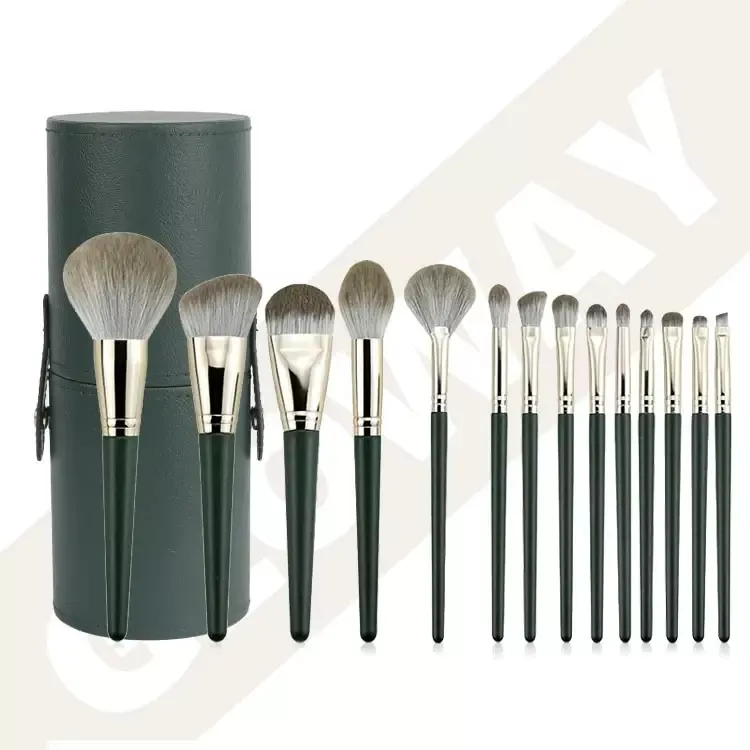 Why Is a Good Makeup Brush Essential for Your Beauty Routine?