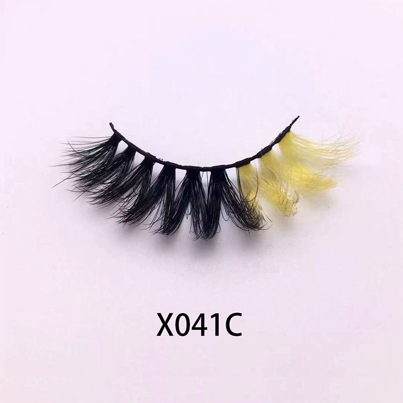 Why Silk Eyelashes Are the Go-To Choice for Gorgeous, Natural-Looking Lashes