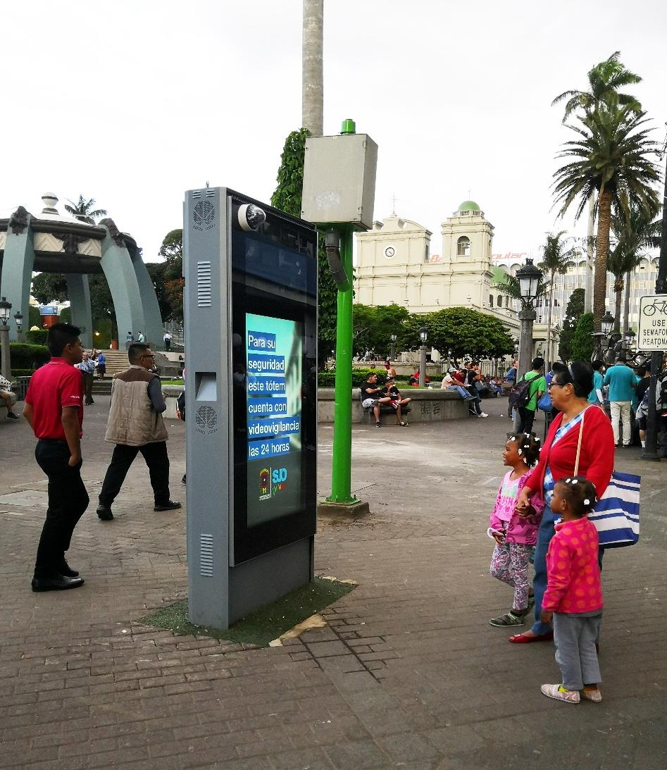 Outdoor Digital Advertising Screen Brands That Boost Engagement
